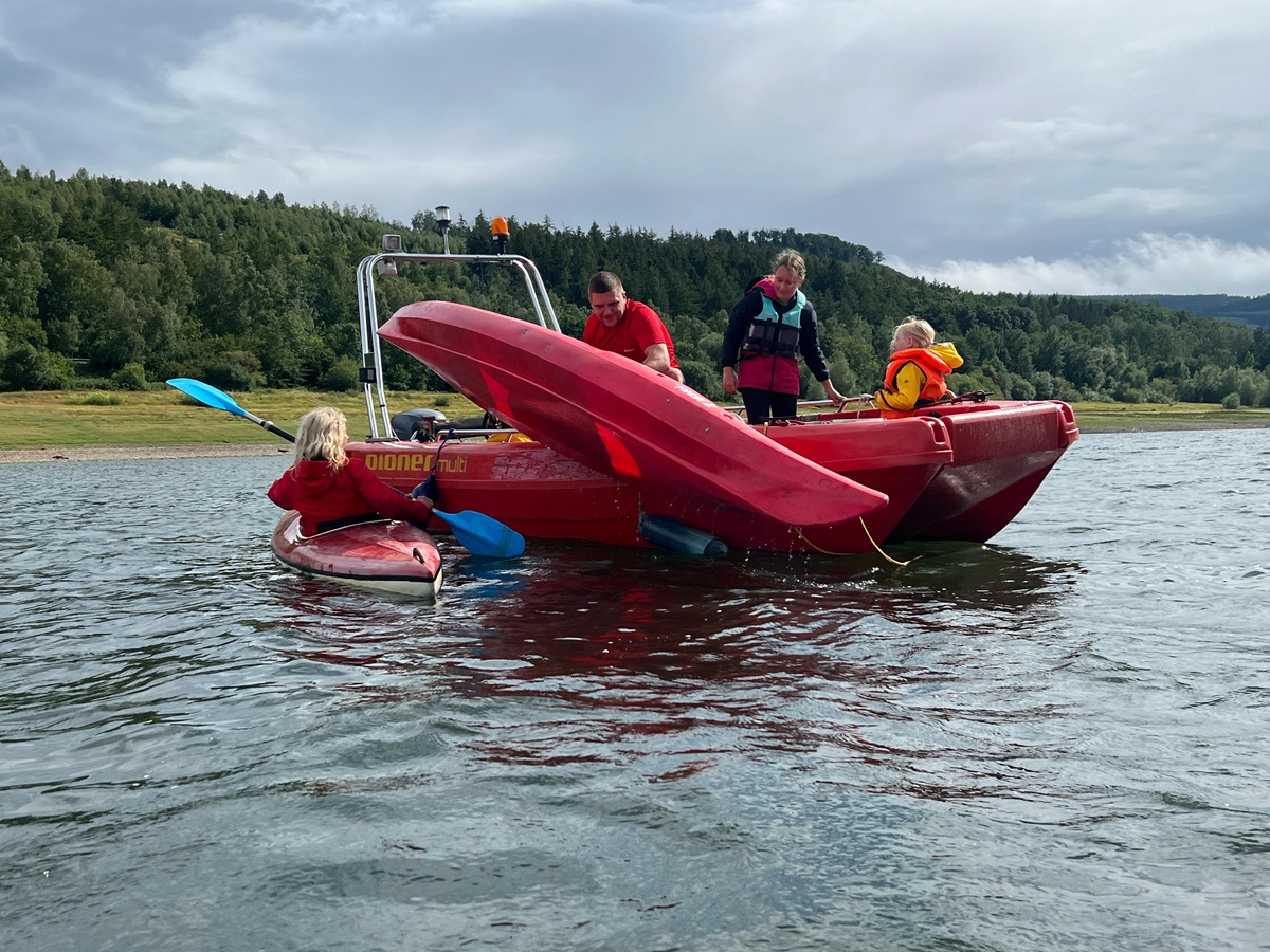 338404e1 c707 4172 b46d ec5ee2a7f8fa