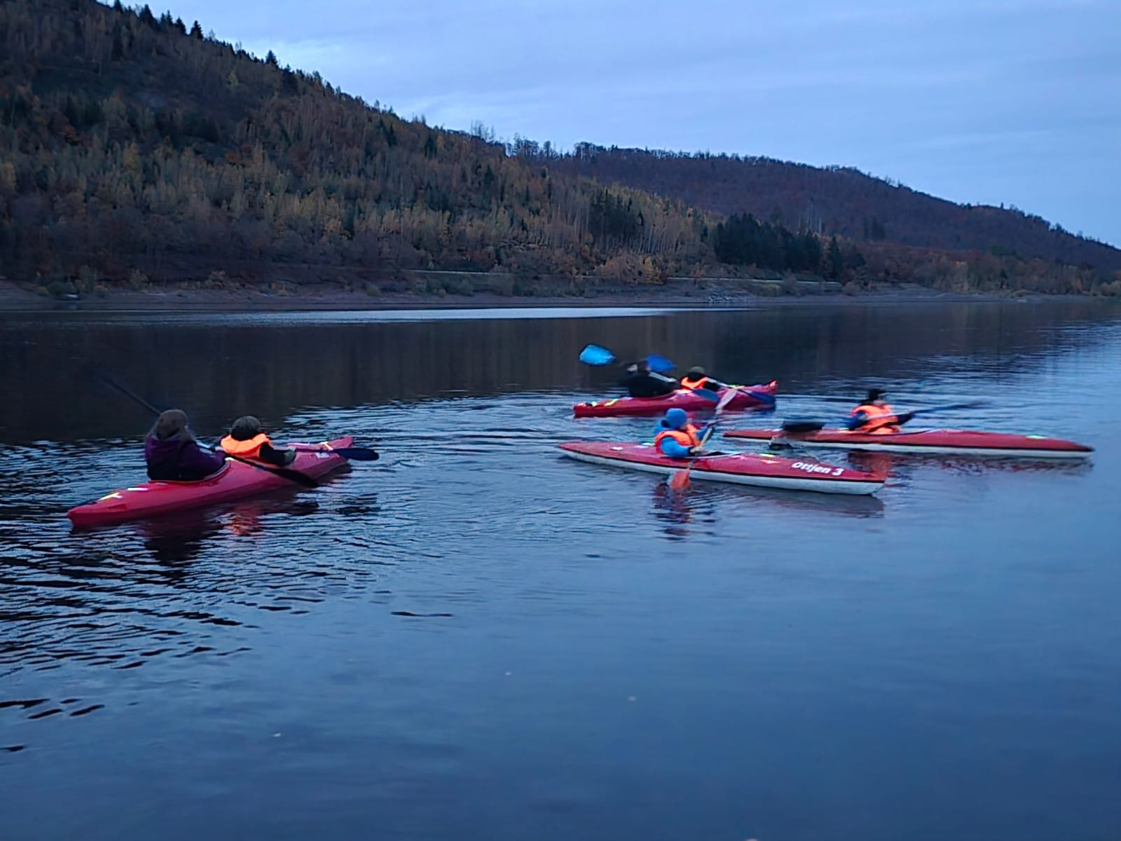 09 b9f4cd08 f93f 4c44 a0ce 73b5ca47b98c